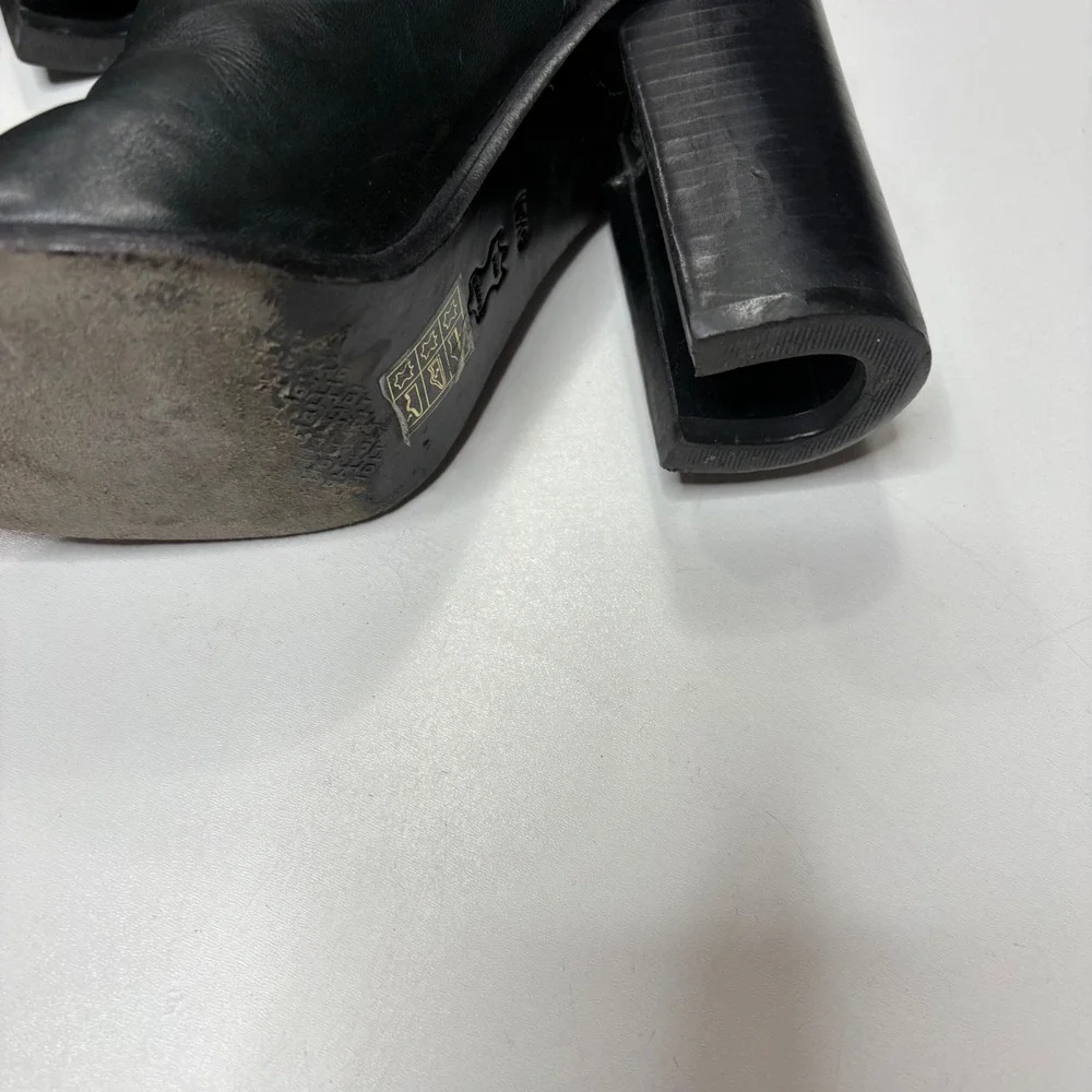 Tory Burch Black Leather Tassel Brogue Block Heel Ankle Boots Size 5.5M - Picture 3 of 10